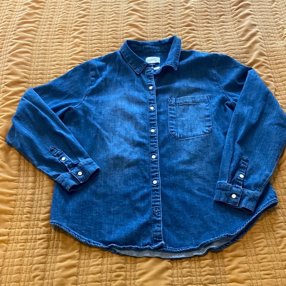 Universal Threads Denim Shirt Large - Picture 1 of 2